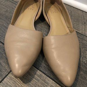 Naturalizer Nude Flats